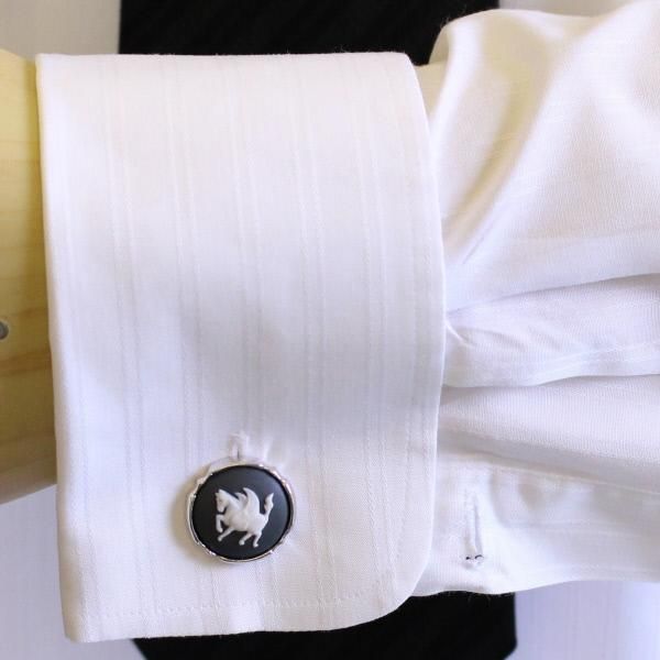 【陶華・TOHCA】シルバー・ラウンド・ペガサスカメオ・グレーのカフス(カフリンクス/カフスボタン)