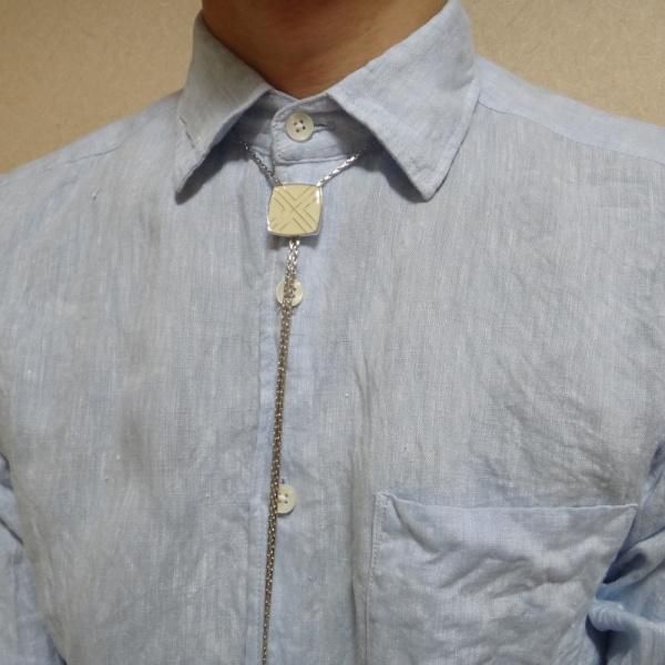 お洒落ループタイ・シルバーチェーン・クリーム・クロス