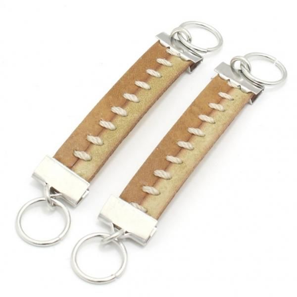 マロン×ベージュ革レザー・センターステッチのカフスチャーム(カフスチェーン)