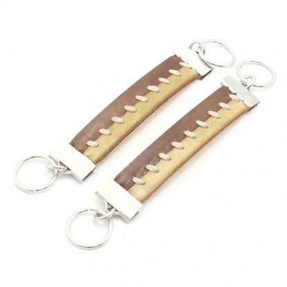 ブラウン×ベージュ革レザー・センターステッチのカフスチャーム(カフスチェーン)