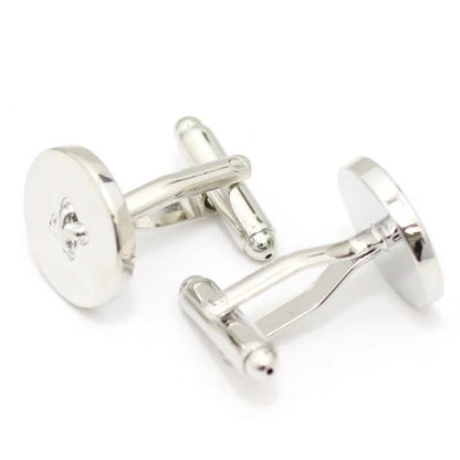 逆の発想で楽しい艶やかシルバーボタン型のカフス(カフリンクス/カフスボタン)