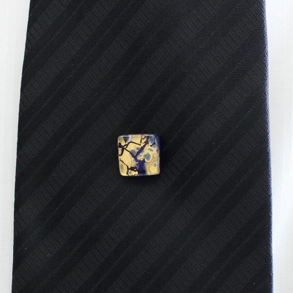 全2色・ムラーノ・ベネチアンガラス・ゴールド×ブルーのタイタック(ピンブローチ)