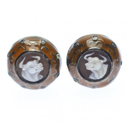 【カメオイタリアーノ】ブラウンエナメルの中心に闘牛のシェルカメオが気品漂うカフス(カフリンクス)